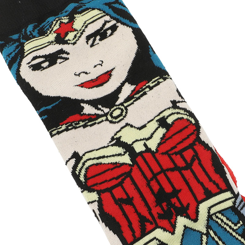 DC Comics Wonder Woman Cape Animigos 360 Men’s Crew Socks